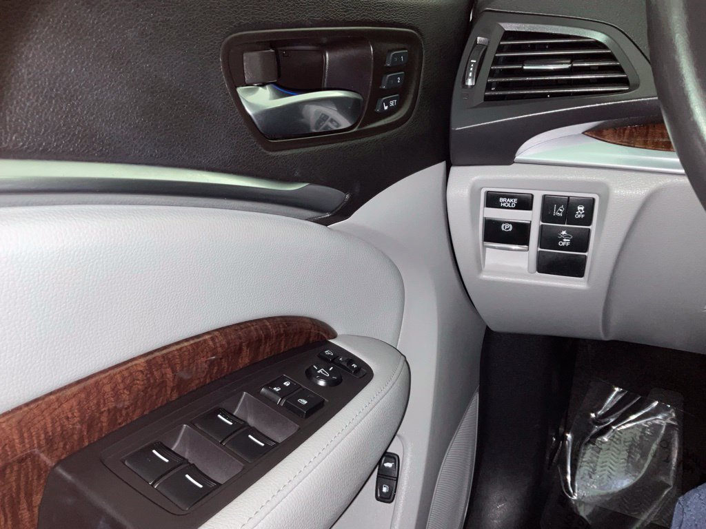Used 2017 Acura MDX w/ Technology Package FWD image 22