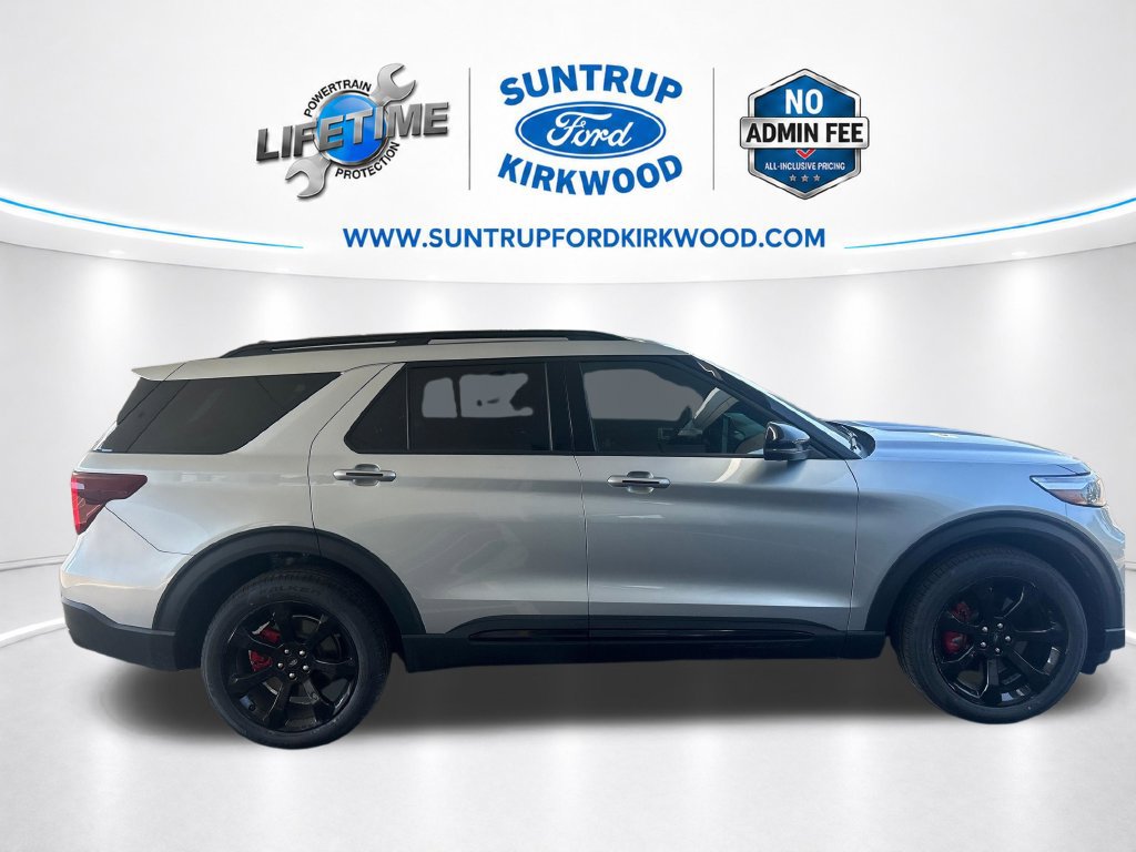 Certified 2023 Ford Explorer ST w/ Equipment Group 401A AWD/4WD image 8