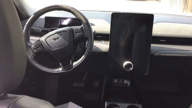 Certified 2021 Ford Mustang Mach-E Premium image 13