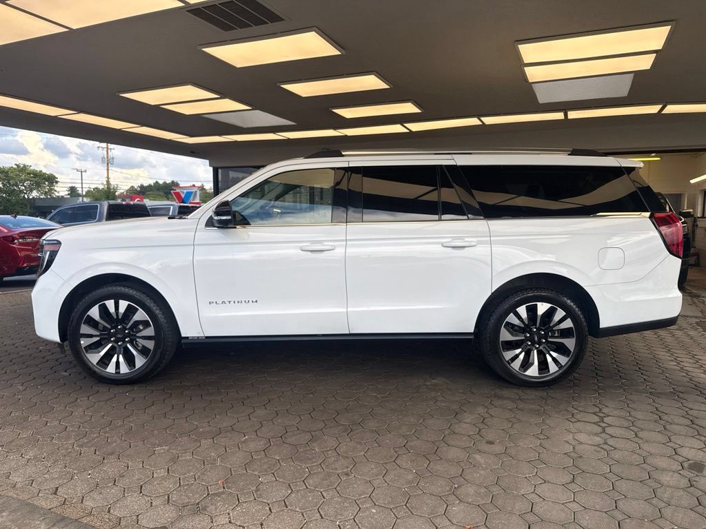 Certified 2026 Ford Expedition Max Platinum w/ Driver's Package AWD/4WD image 9