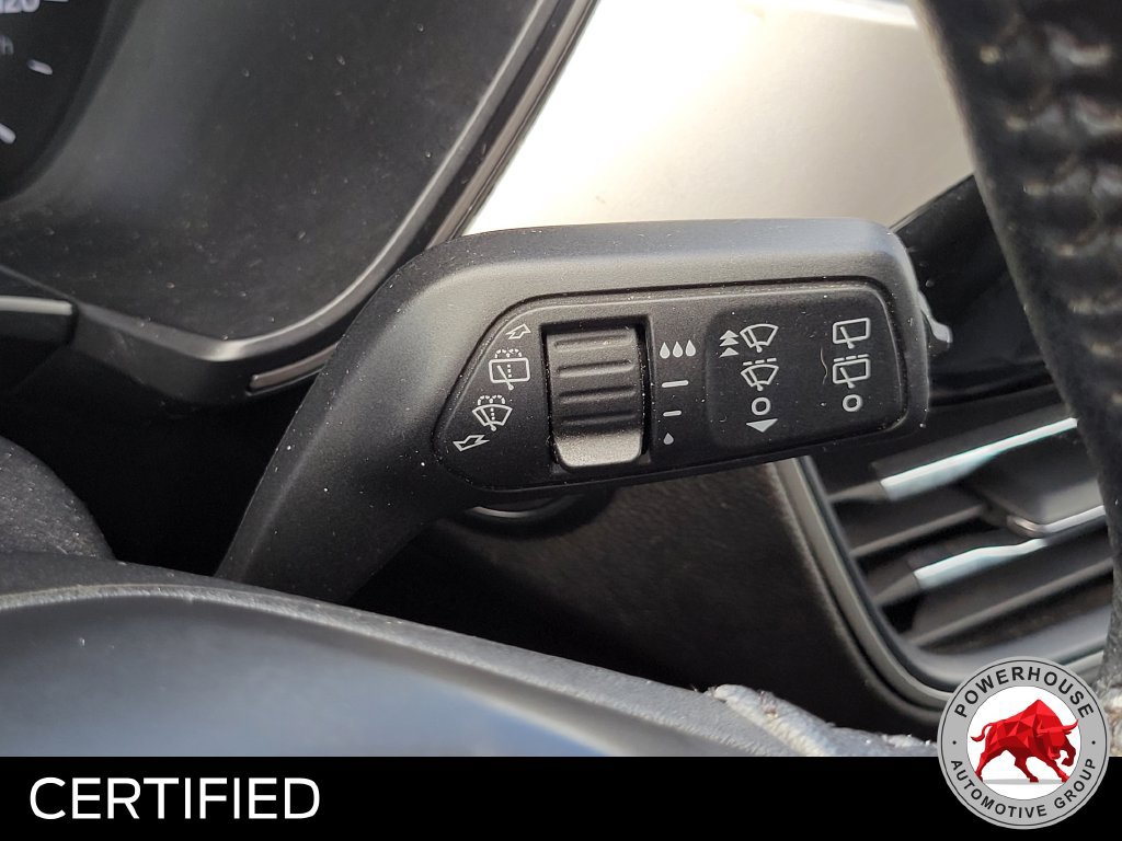 Certified 2020 Ford Escape SEL FWD image 33