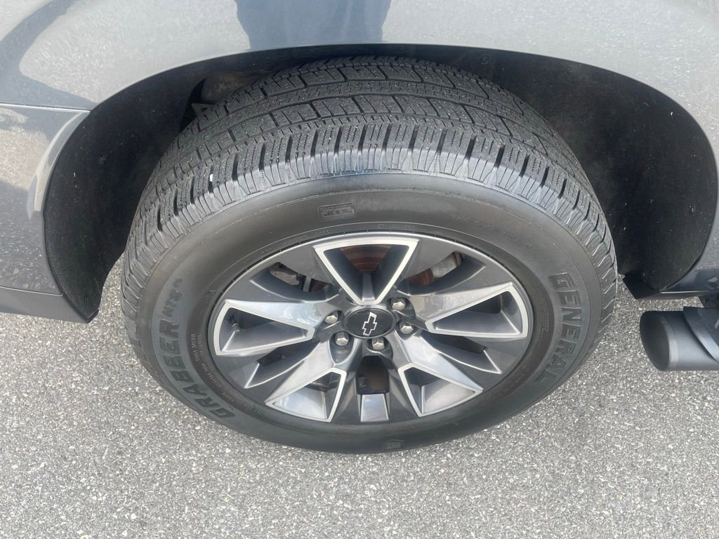 Used 2021 Chevrolet Suburban Z71 w/ Rear Media and Nav Package image 12