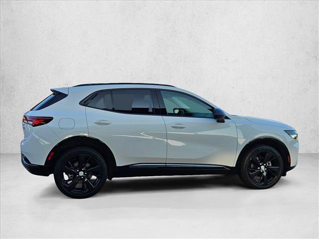 Used 2021 Buick Envision Essence w/ Sport Touring Package FWD image 4
