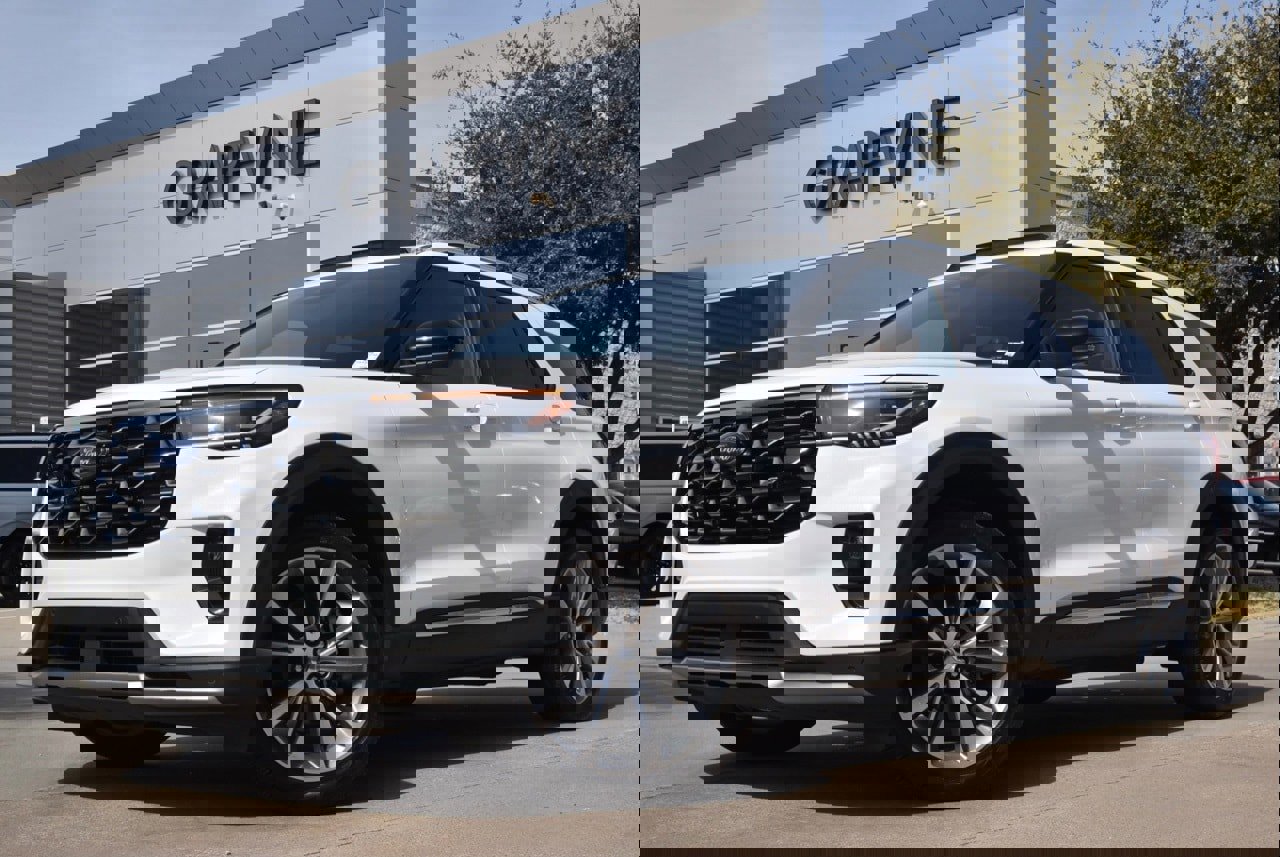 Certified 2025 Ford Explorer Platinum w/ Ultimate Package