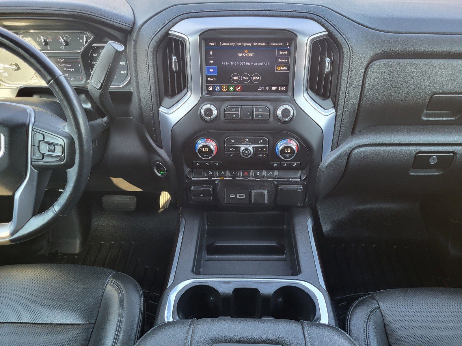 Used 2019 GMC Sierra 1500 SLT w/ SLT Premium Package image 16