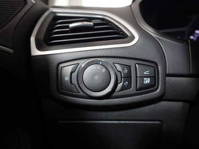 Certified 2024 Ford Edge SEL w/ Convenience Package image 18