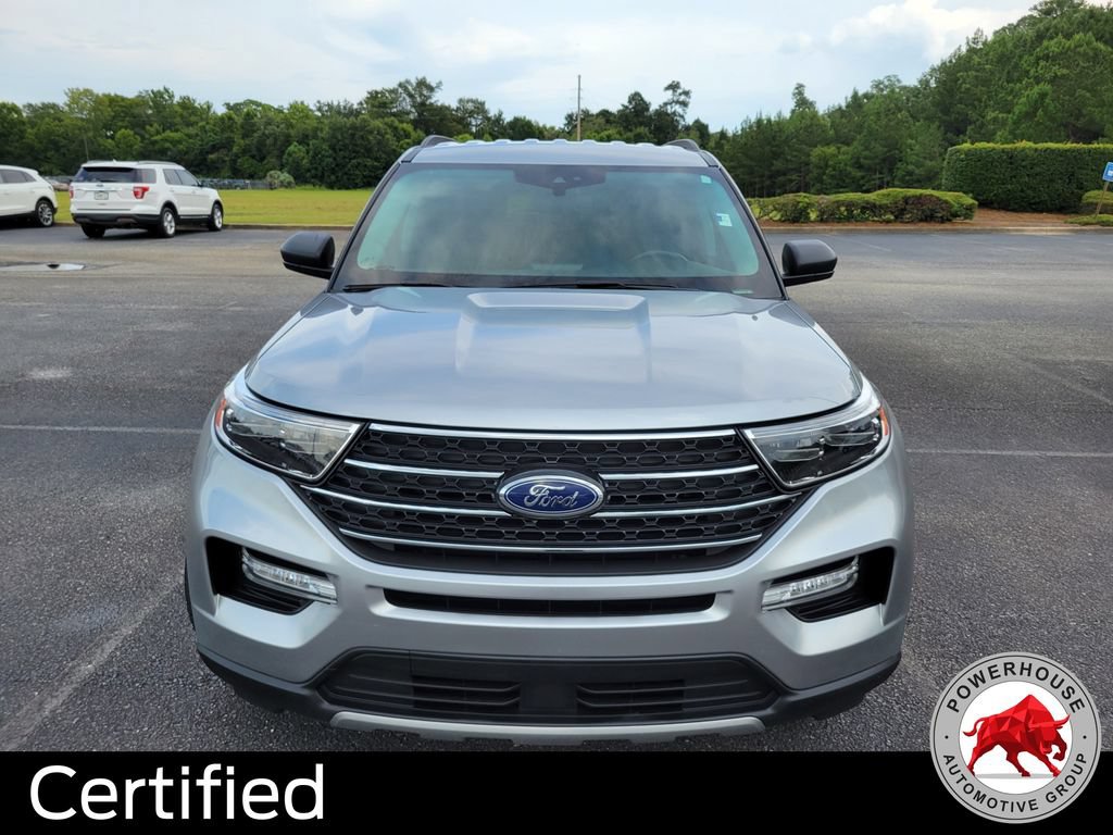 Certified 2024 Ford Explorer XLT w/ Equipment Group 202A RWD image 10