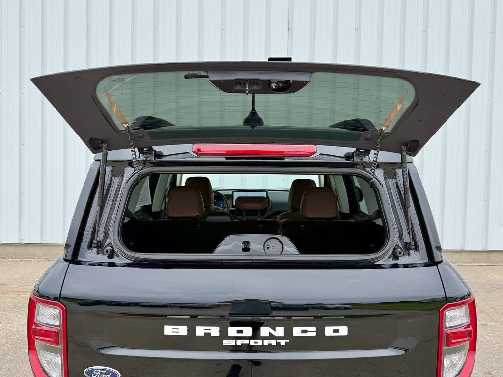 Certified 2025 Ford Bronco Sport Outer Banks w/ Outer Banks Tech Package+ AWD/4WD image 18
