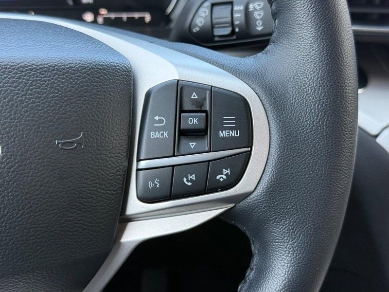 Certified 2023 Ford Explorer XLT w/ Equipment Group 202A image 17