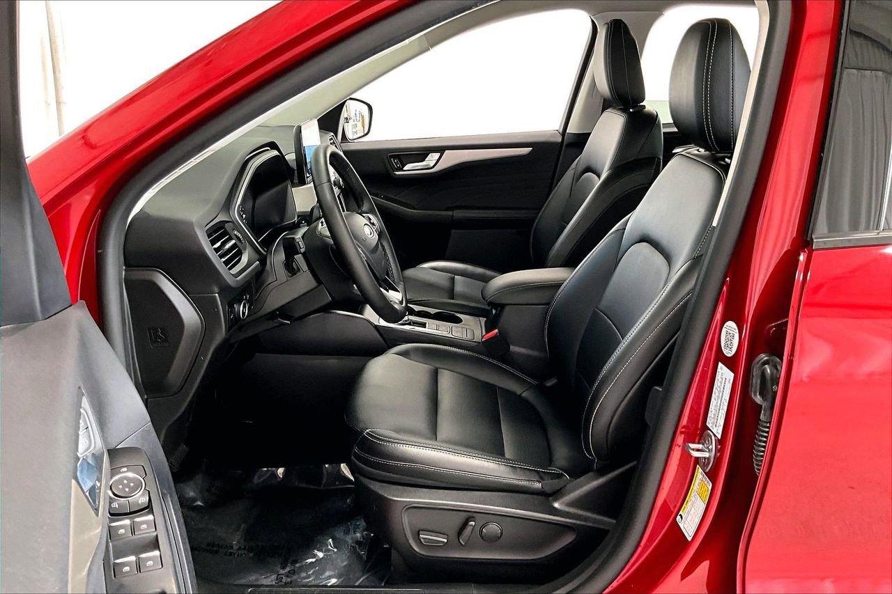 Certified 2022 Ford Escape SEL image 19