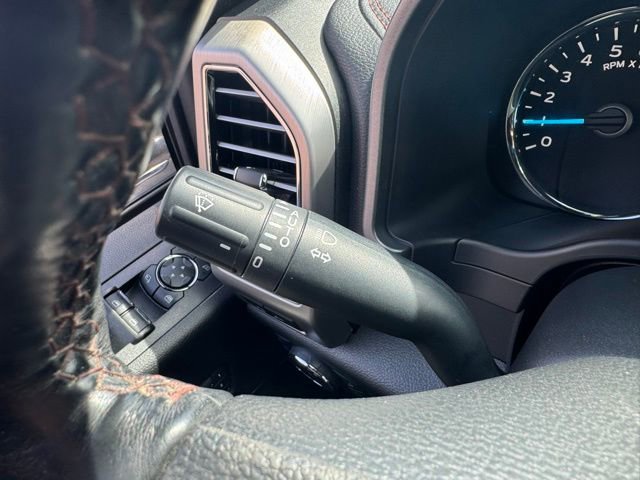 Certified 2018 Ford F150 Platinum w/ Equipment Group 701A Luxury image 23