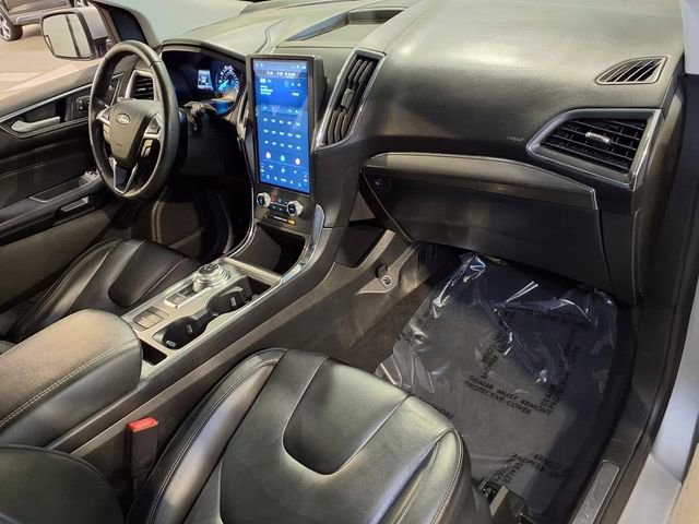 Certified 2022 Ford Edge Titanium AWD/4WD image 31
