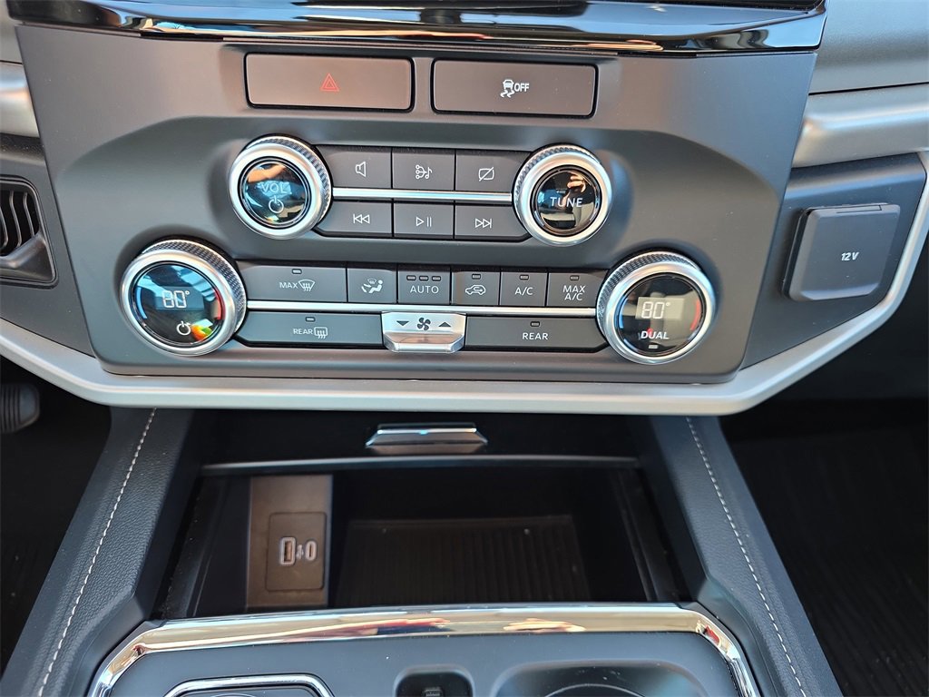 Certified 2023 Ford Expedition Max XLT image 28