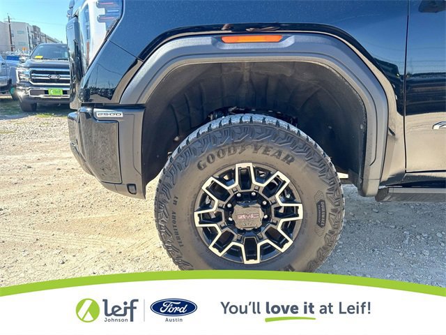 Used 2024 GMC Sierra 2500 AT4X image 24