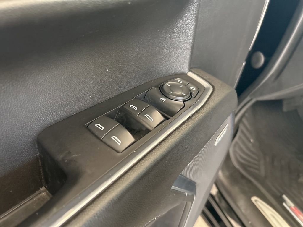 Used 2022 Chevrolet Silverado 1500 LT Trail Boss w/ LT Trail Boss Premium Package image 46