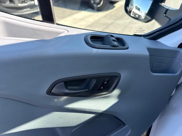 Certified 2017 Ford Transit 350 XLT RWD image 17