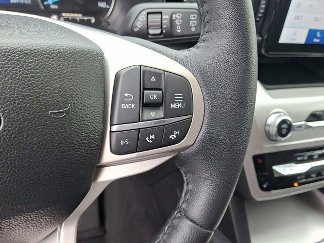 Certified 2023 Ford Explorer XLT w/ Equipment Group 202A AWD/4WD image 10