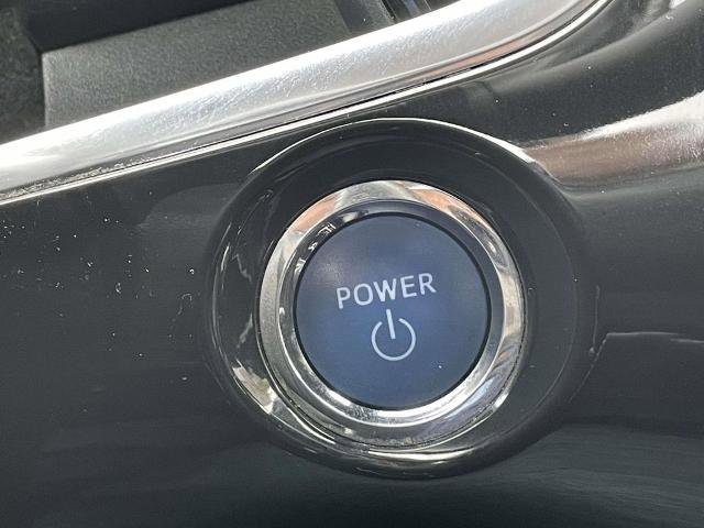 Used 2018 Toyota Prius Prime Advanced image 27