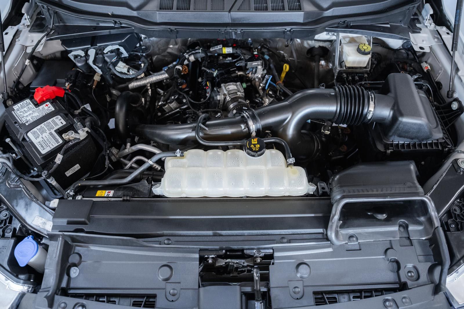 Certified 2023 Ford F150 Lariat w/ Equipment Group 502A High image 28