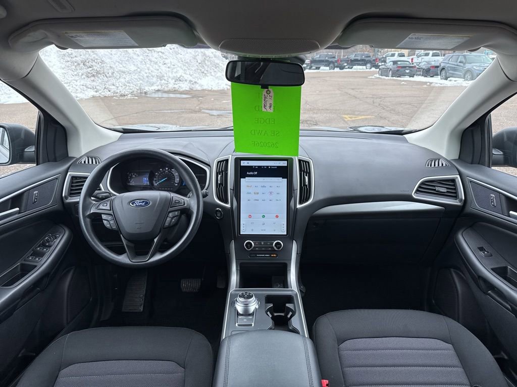 Certified 2021 Ford Edge SE image 9