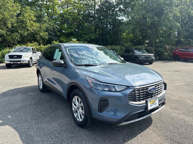 Certified 2023 Ford Escape Active w/ Tech Pack #1 AWD/4WD image 1