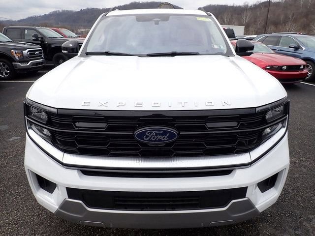 Certified 2025 Ford Expedition Max Platinum image 8