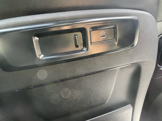 Used 2020 BMW X5 xDrive40i w/ M Sport Package image 33