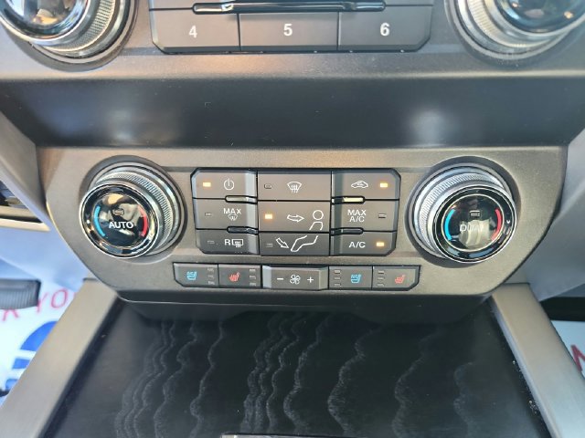Certified 2019 Ford F250 Platinum w/ Platinum Ultimate Package AWD/4WD image 23