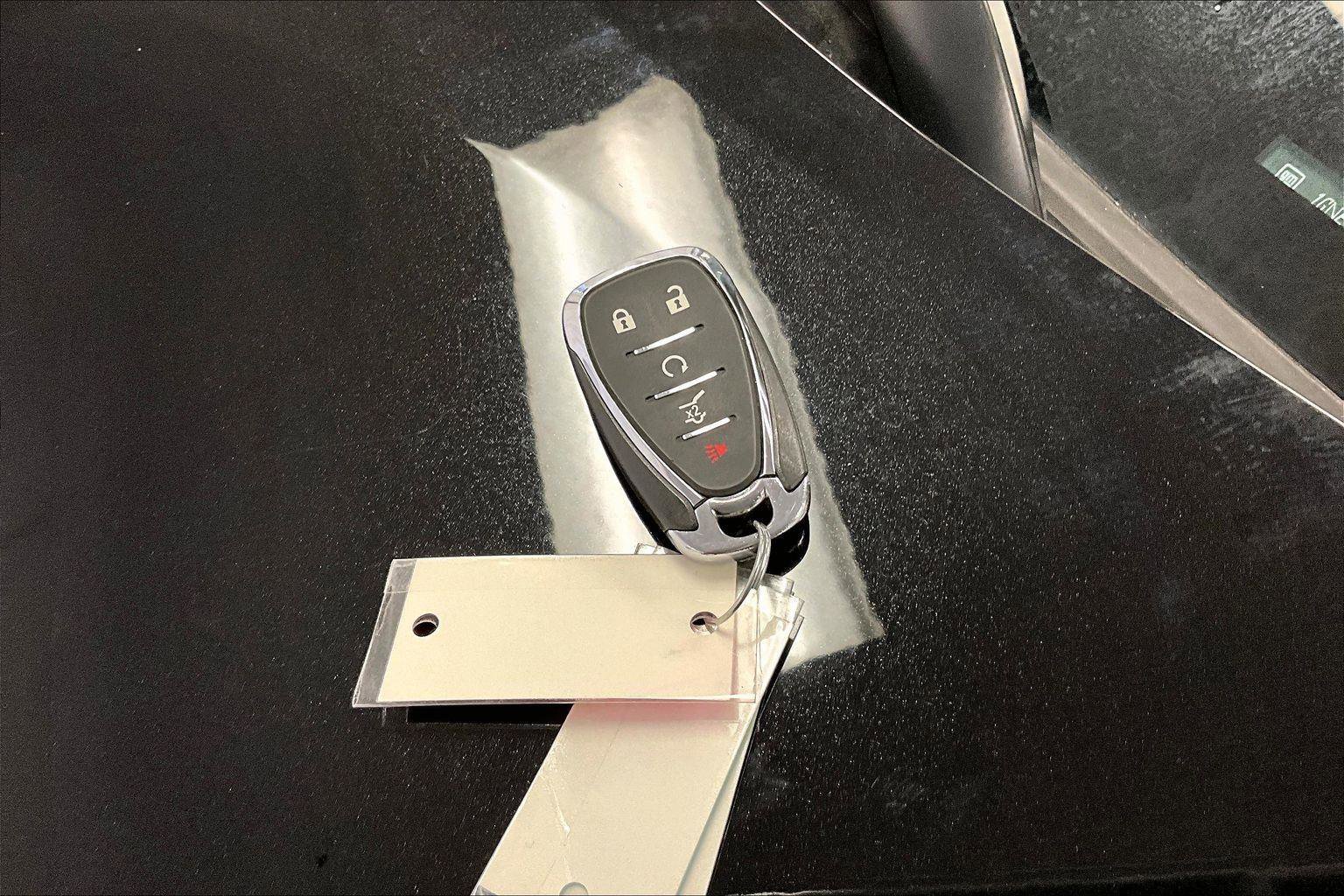 Used 2022 Chevrolet Traverse LT w/ LPO, Cargo Package image 9