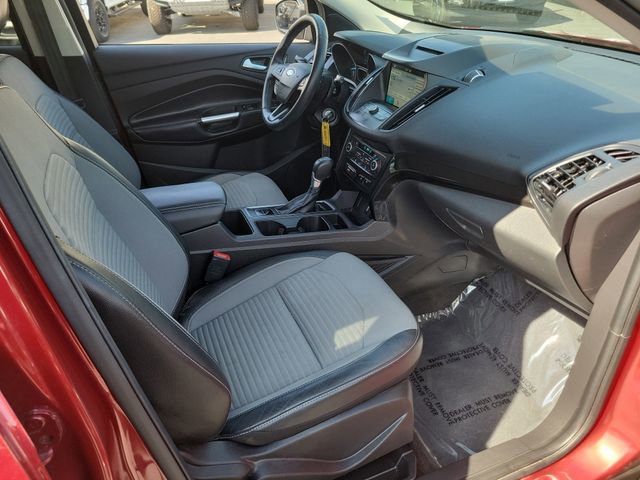 Certified 2018 Ford Escape SE w/ SE Sport Appearance Package image 20