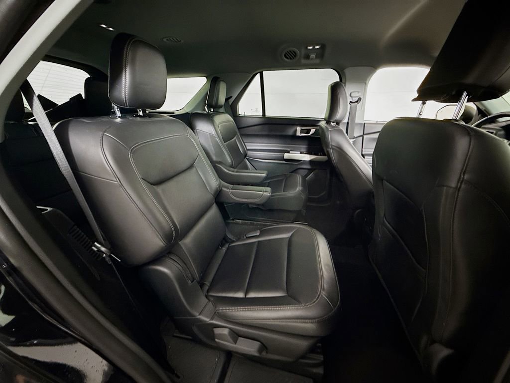 Certified 2023 Ford Explorer XLT w/ Equipment Group 202A image 11