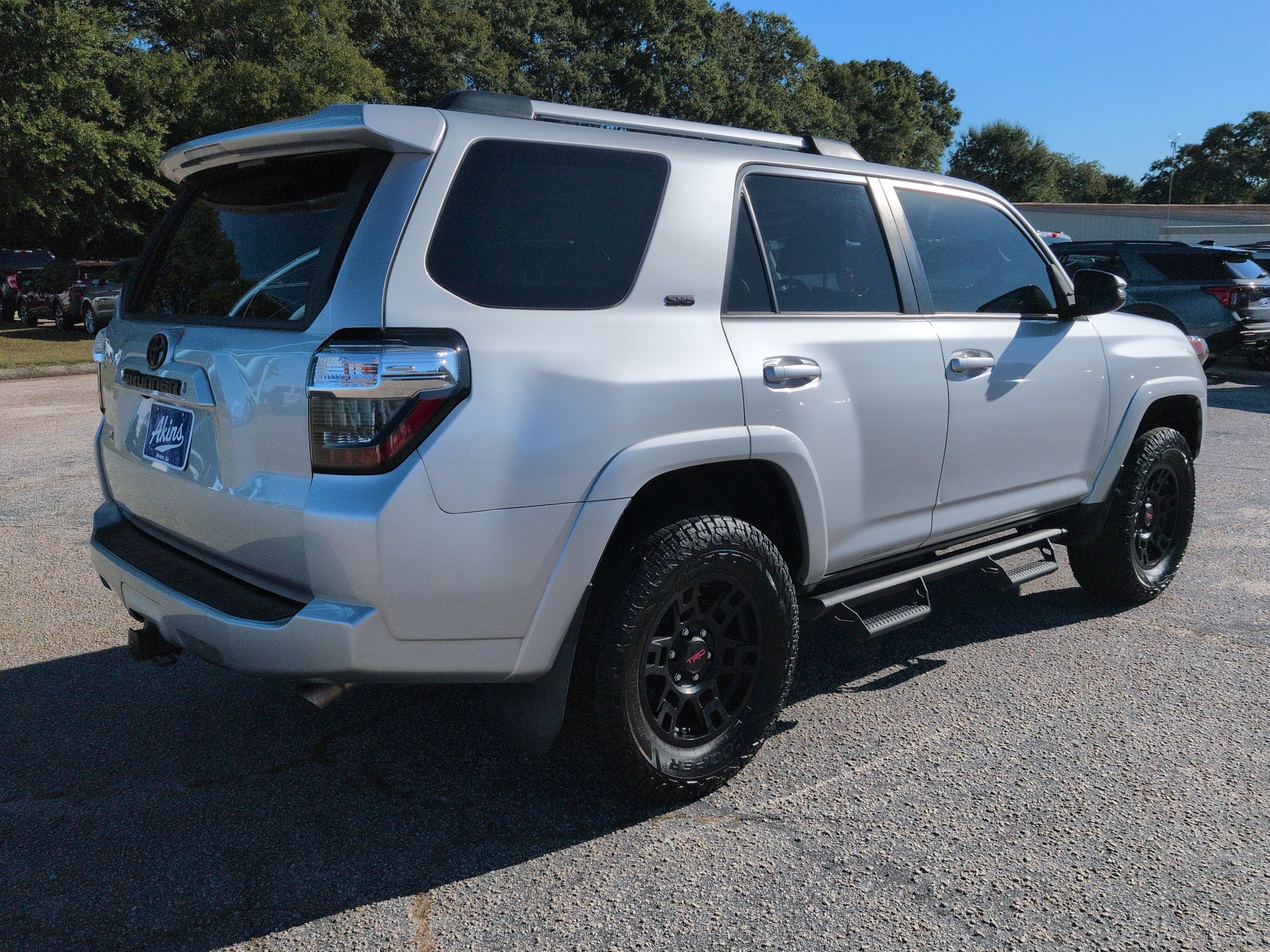 Used 2019 Toyota 4Runner SR5 Premium RWD image 3