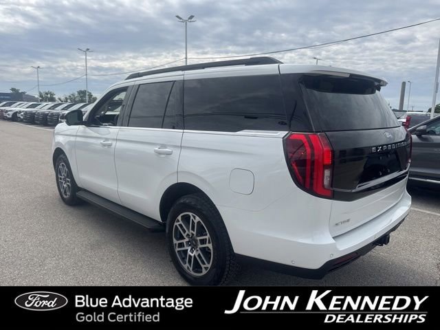 Certified 2025 Ford Expedition Active AWD/4WD image 5