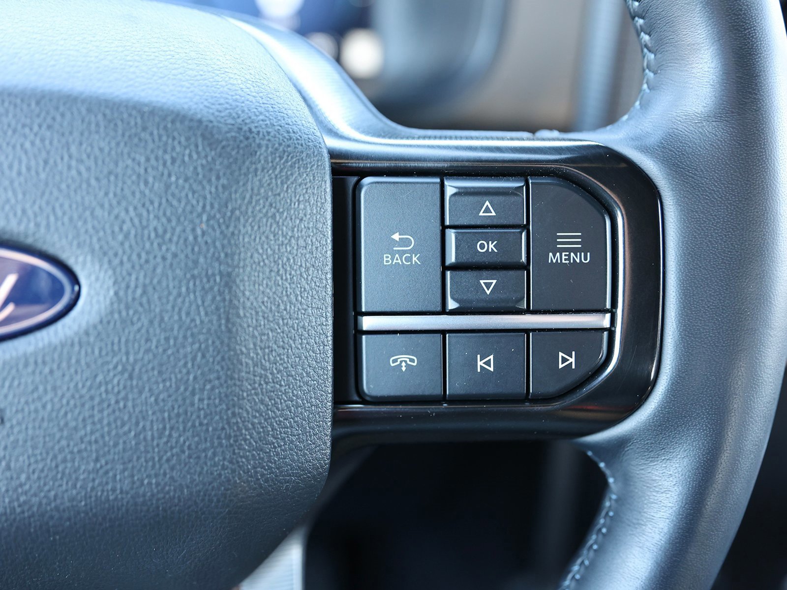 Certified 2024 Ford F150 Platinum w/ Equipment Group 702A High image 46