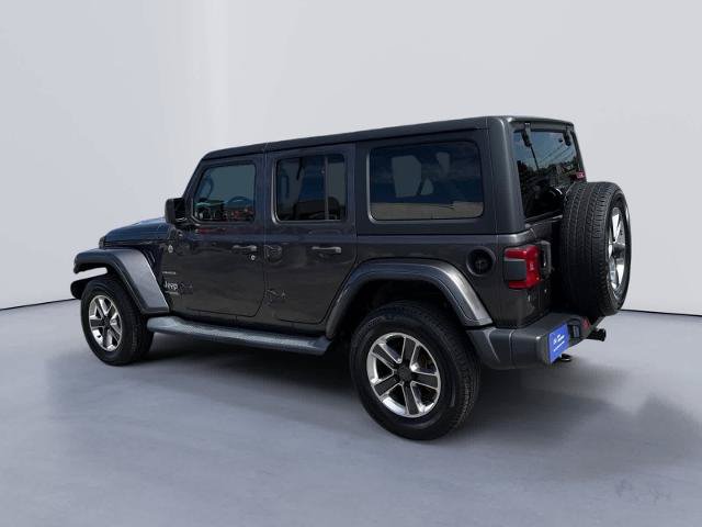 Used 2018 Jeep Wrangler Unlimited Sahara AWD/4WD image 3