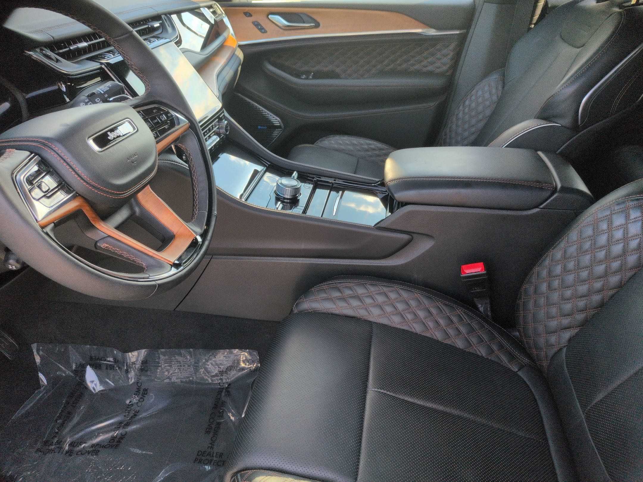 Used 2024 Jeep Grand Cherokee Summit AWD/4WD image 16