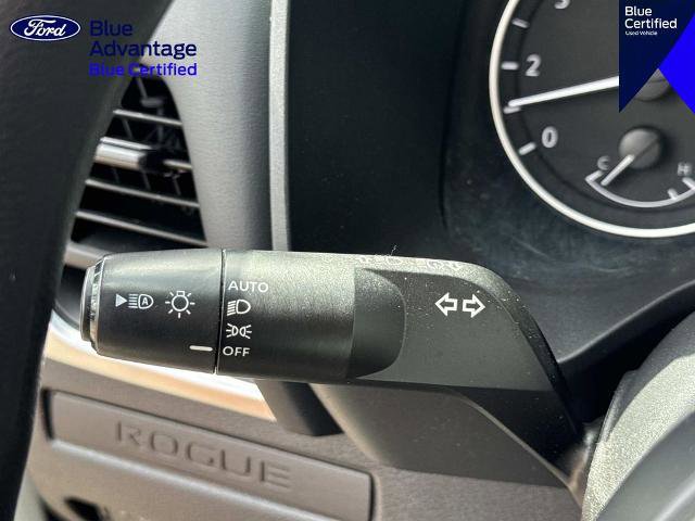Used 2024 Nissan Rogue S AWD/4WD image 23