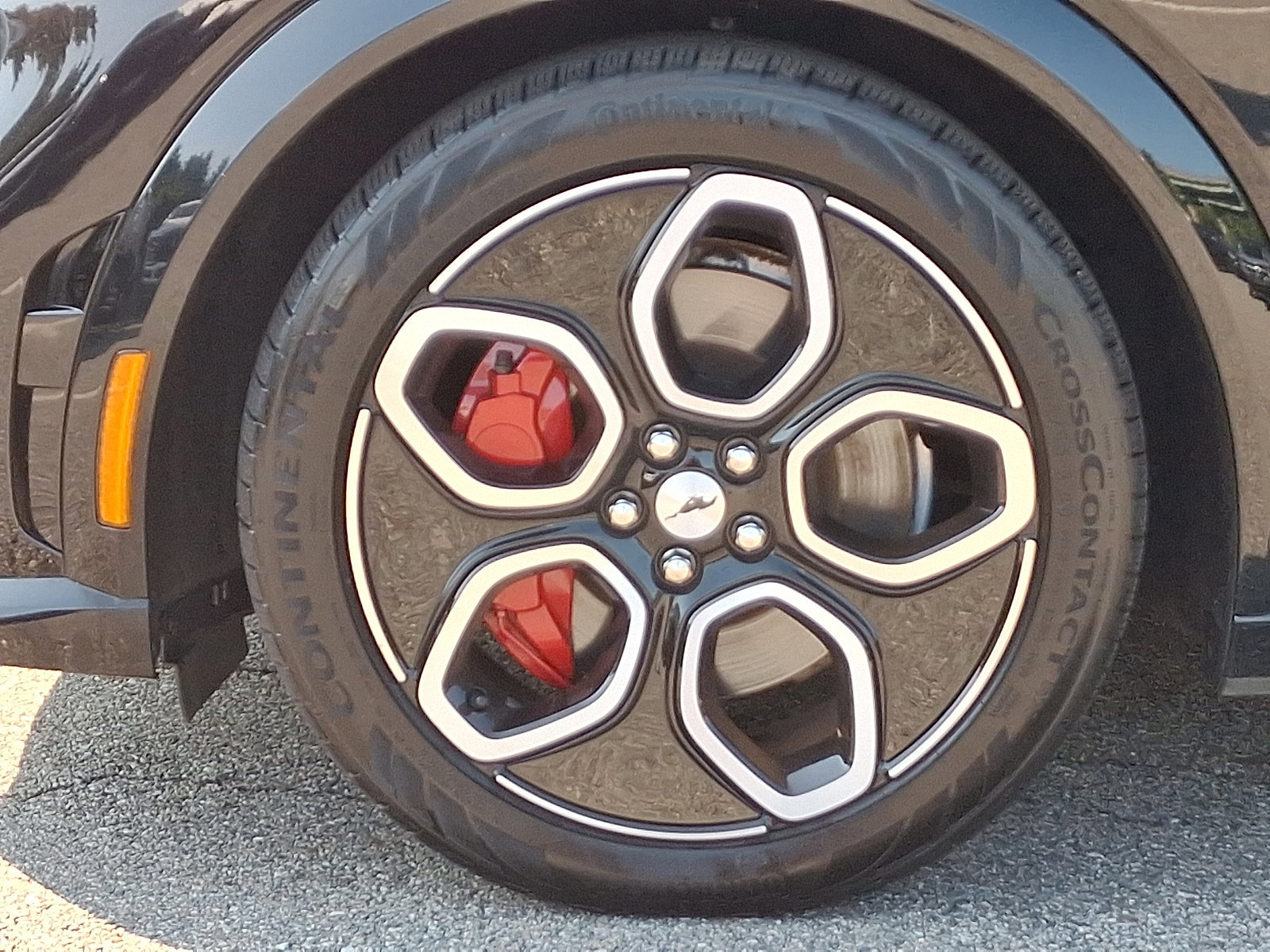 Certified 2022 Ford Mustang Mach-E GT image 28