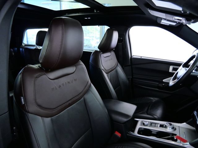 Certified 2023 Ford Explorer Platinum w/ Technology Package AWD/4WD image 12
