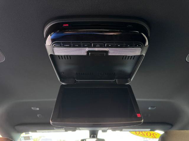 Used 2020 Chrysler Pacifica Touring w/ S Appearance Package FWD image 22