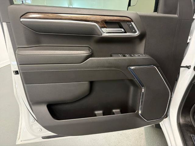 Used 2024 GMC Sierra 1500 Elevation AWD/4WD image 11