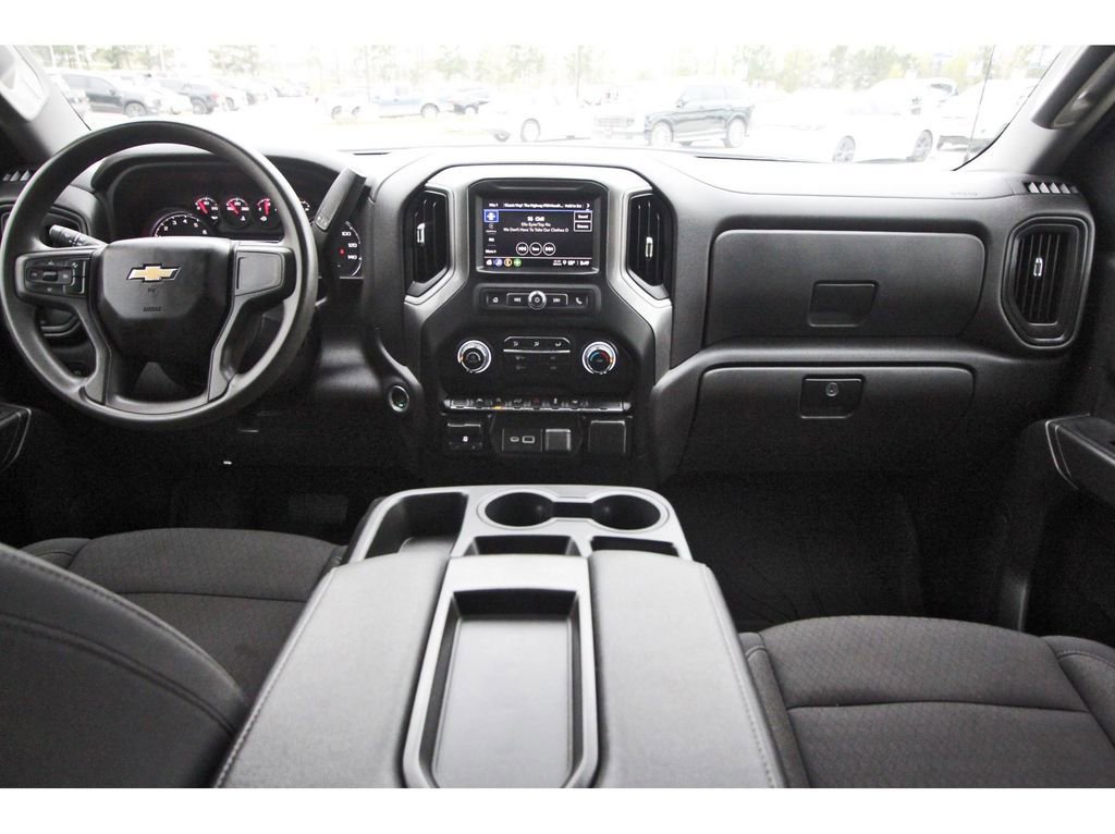 Used 2024 Chevrolet Silverado 1500 Custom image 8