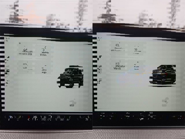 Certified 2025 Ford Explorer ST-Line image 22