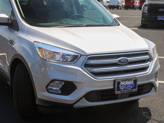 Certified 2018 Ford Escape SE w/ Ford Safe & Smart Package FWD image 4