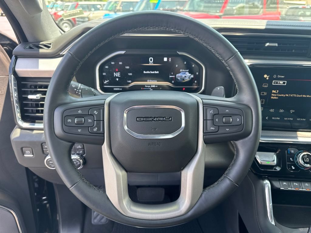 Used 2023 GMC Sierra 1500 Denali w/ Denali Reserve Package AWD/4WD image 9