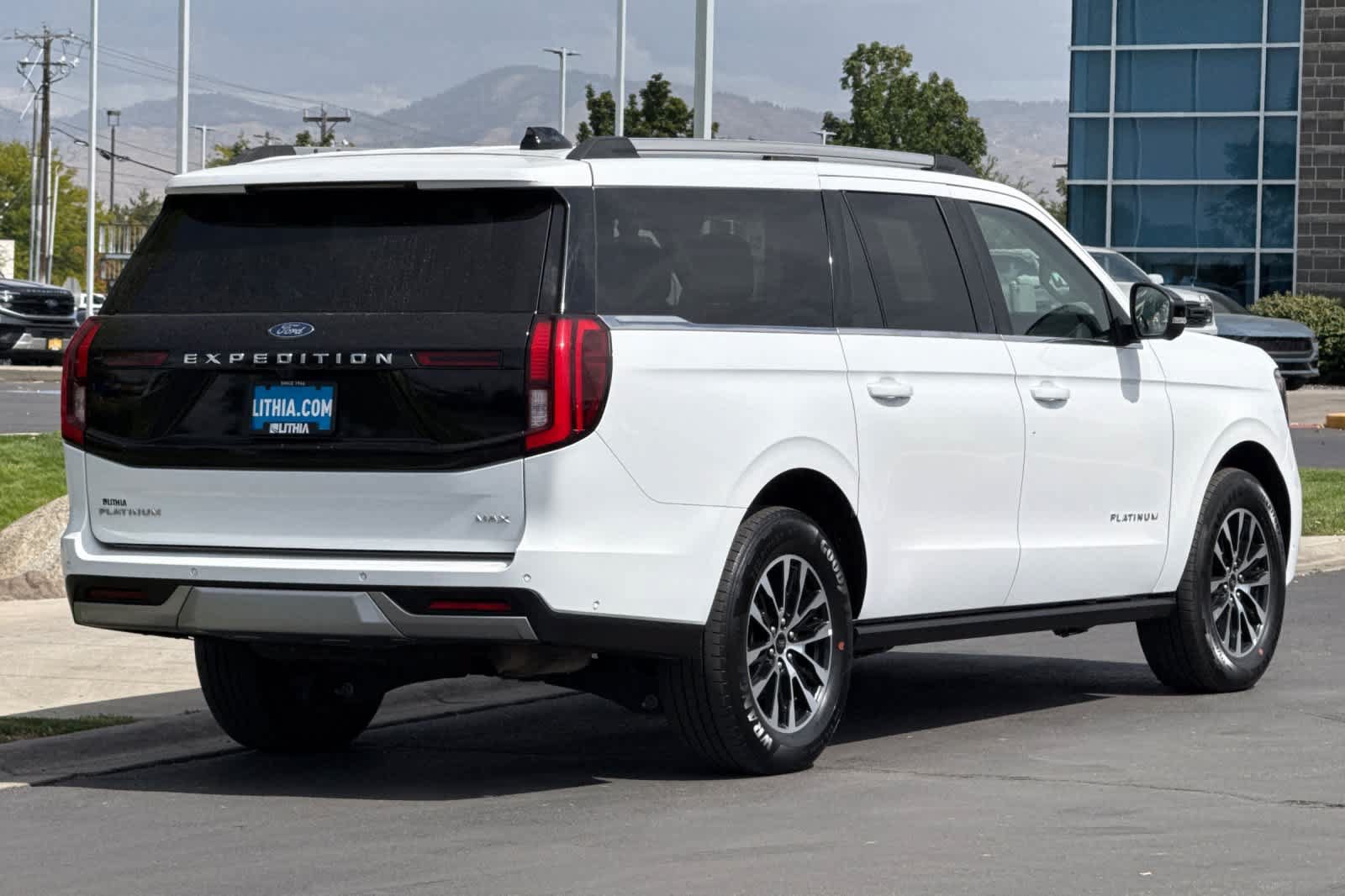 Certified 2025 Ford Expedition Max Platinum AWD/4WD image 2