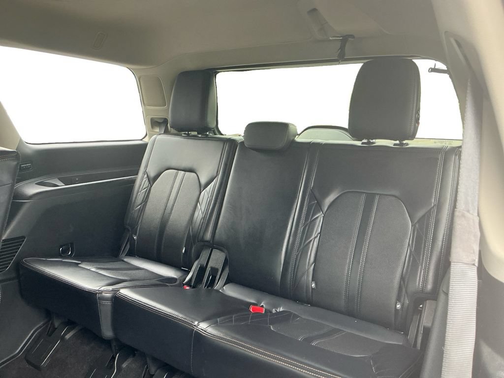 Certified 2019 Ford Expedition Platinum RWD image 21
