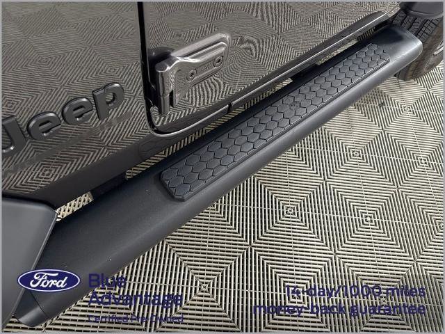 Used 2025 Jeep Wrangler Sport image 15