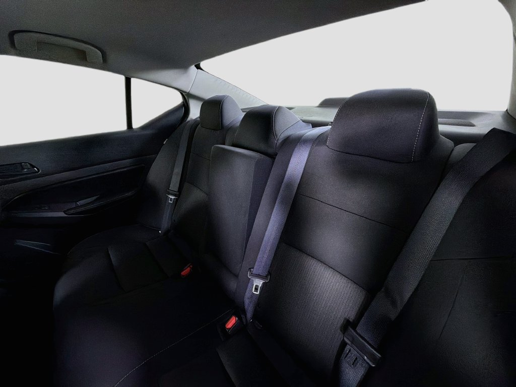 Used 2025 Nissan Altima 2.5 SV FWD image 24