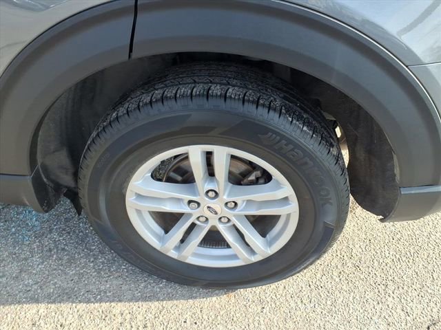 Certified 2023 Ford Explorer XLT w/ Equipment Group 202A image 10